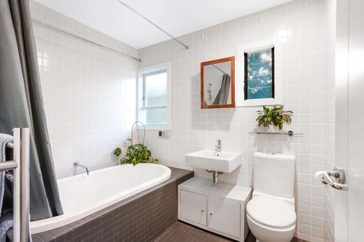 52 Taupo Street Green Bay_17