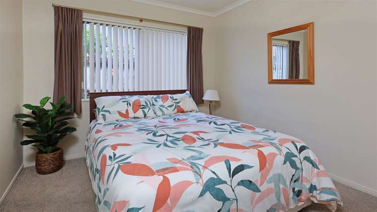 42 Espalier Drive Henderson_14