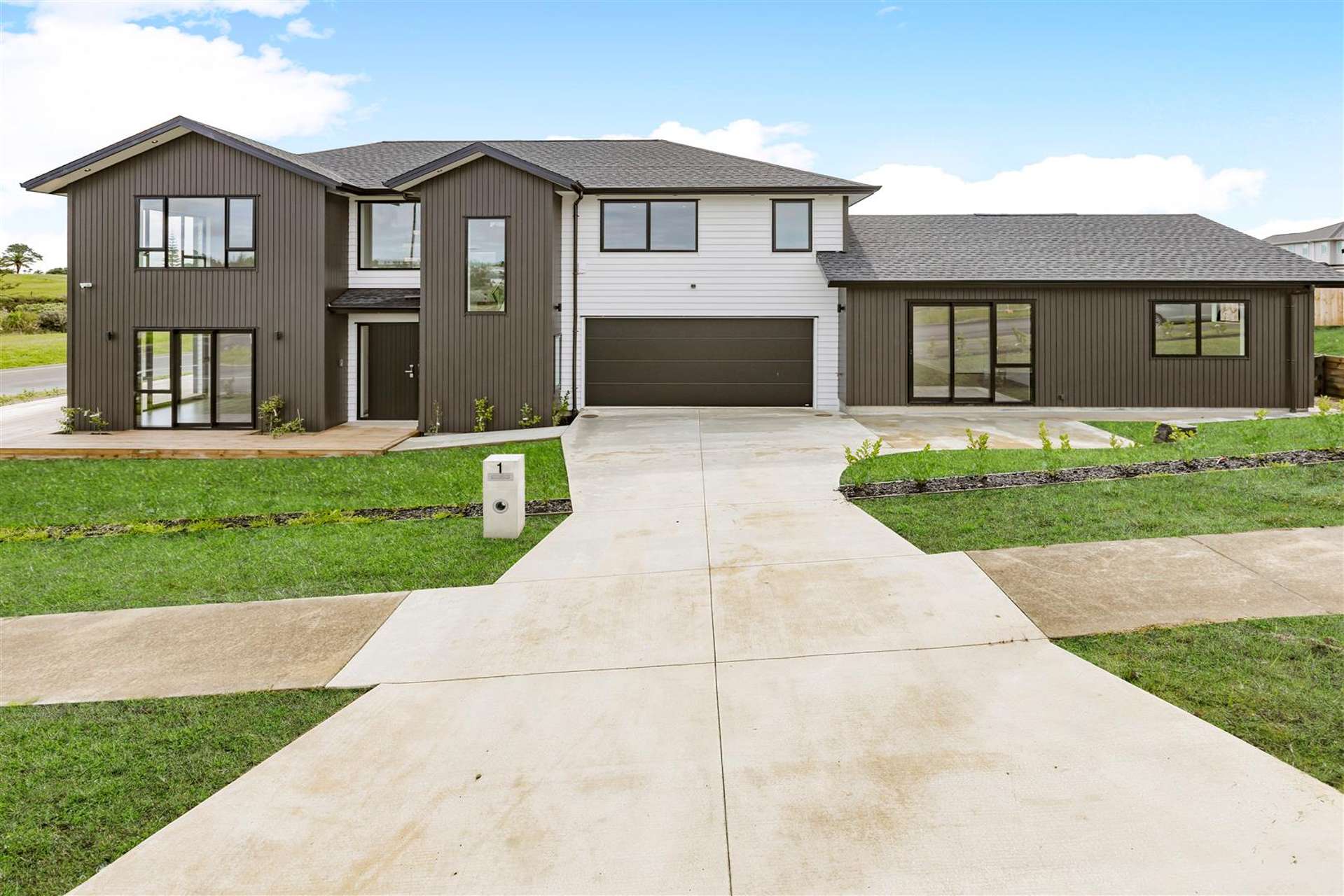 1 Hutukawa Drive Beachlands_0