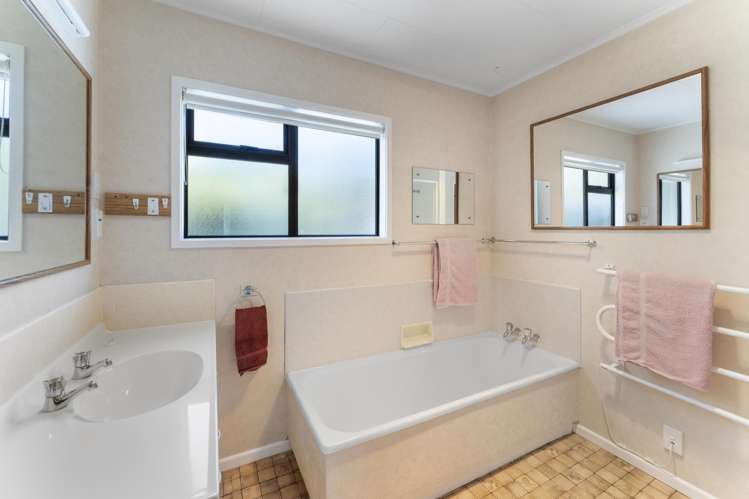 42 Rainbow Drive Atawhai_12