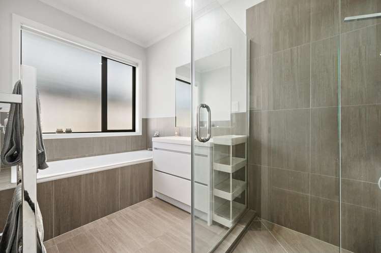 107 Colonial Drive Silverdale_14