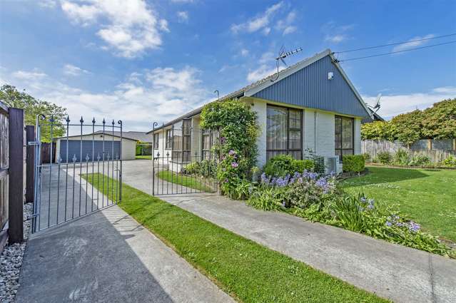 33 Farquhars Road Redwood_1