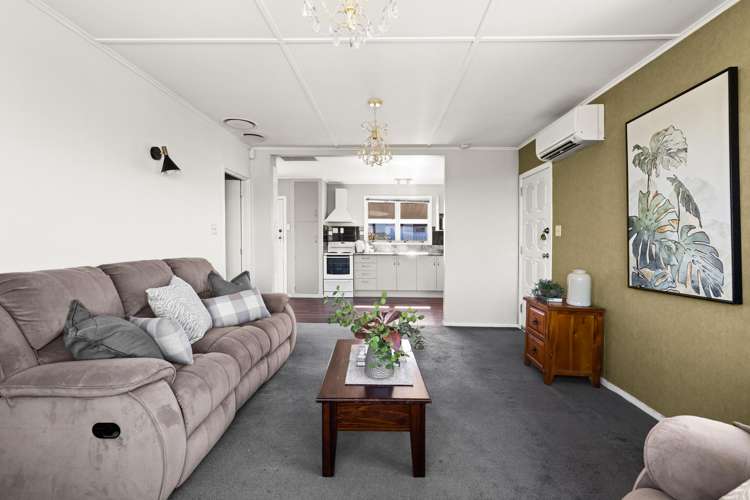 231 Lumsden Place_5