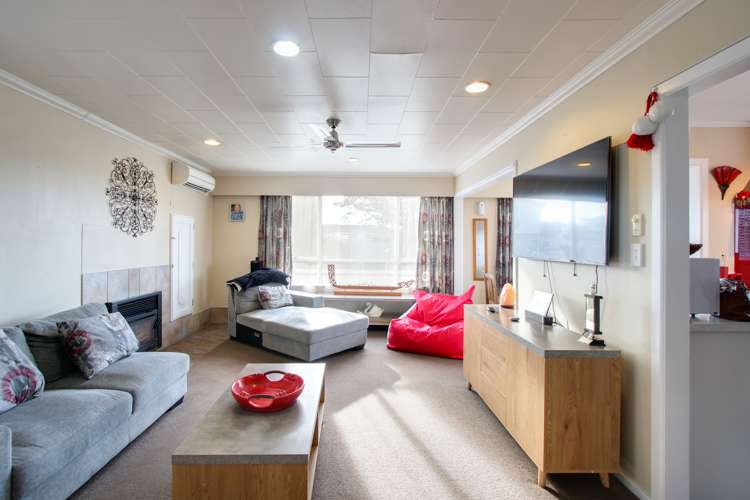 1 Essex Street Tamatea_8