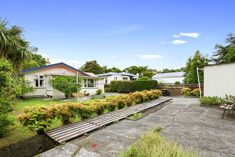 24 Lincoln Avenue Tawa_16