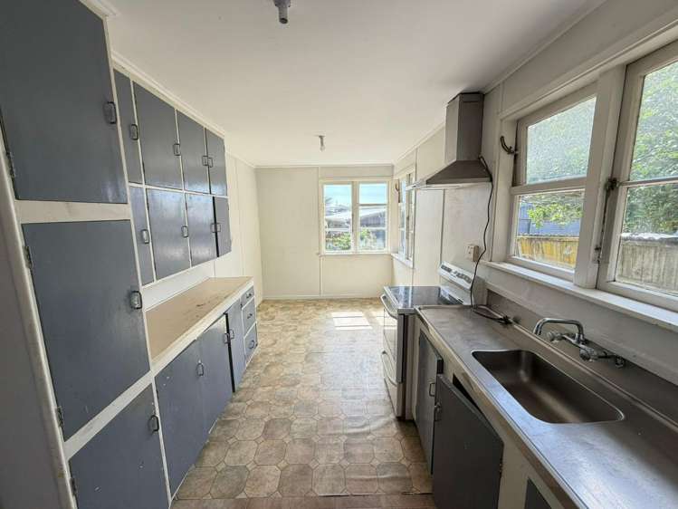 22 Waipapa Crescent 10693_2