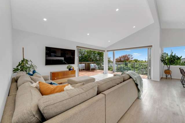 11 Shelly Bay Road Beachlands_1