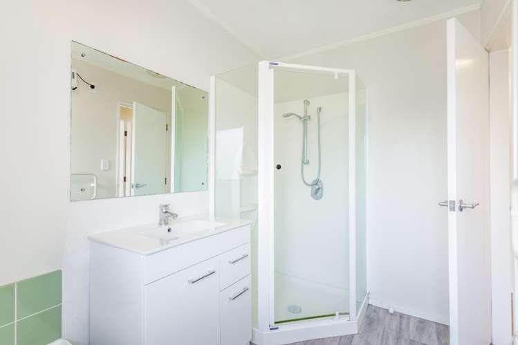 14 Delaware Grove Totara Park_11