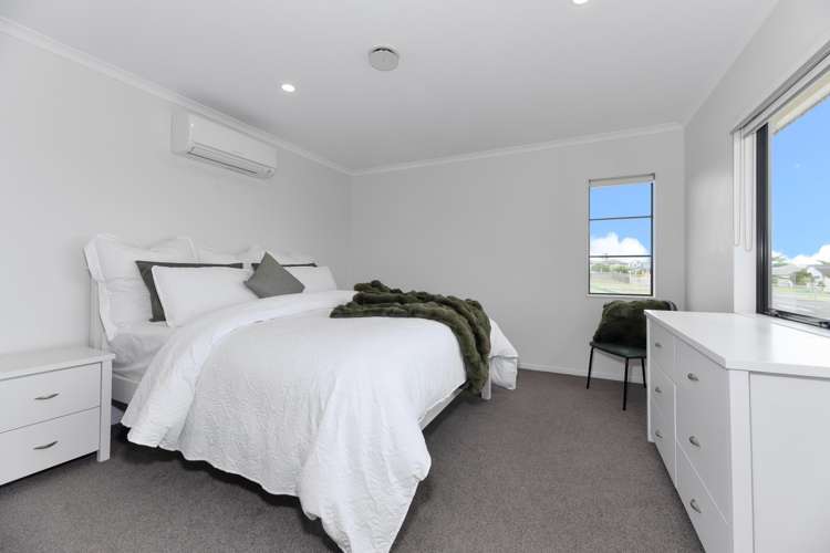 27 Scotsmoor Drive Wattle Downs_21