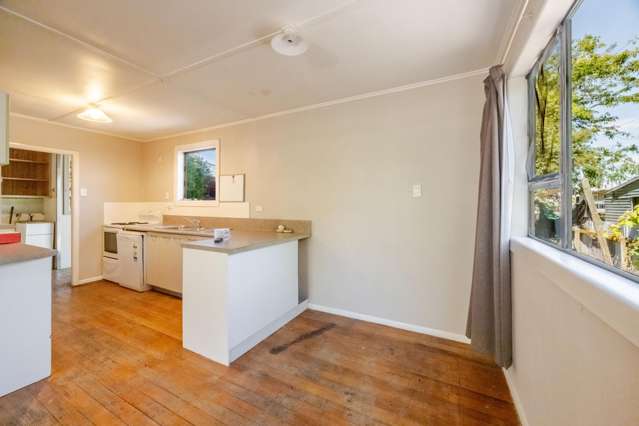 15 Bibby Street Waipawa_4