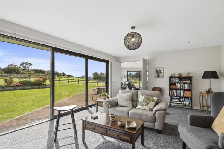 257 Gladstone Road South East Taieri_9