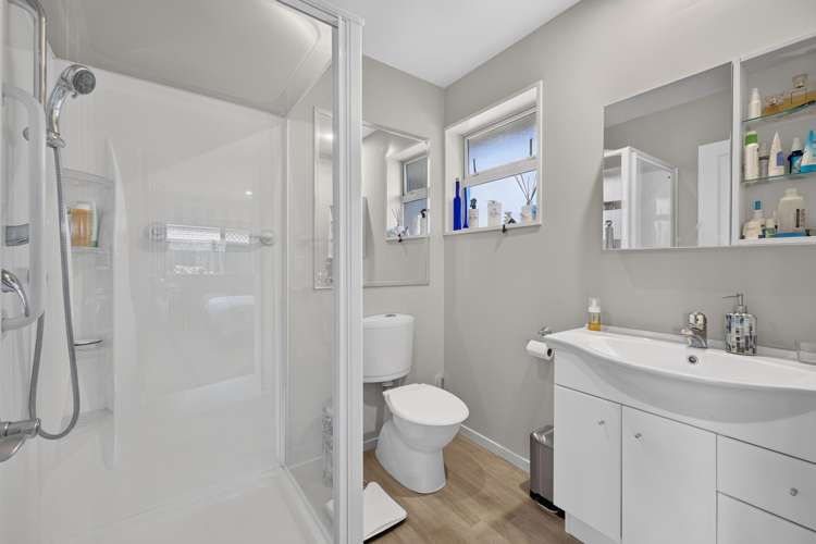 16A Achilles Street Burwood_9