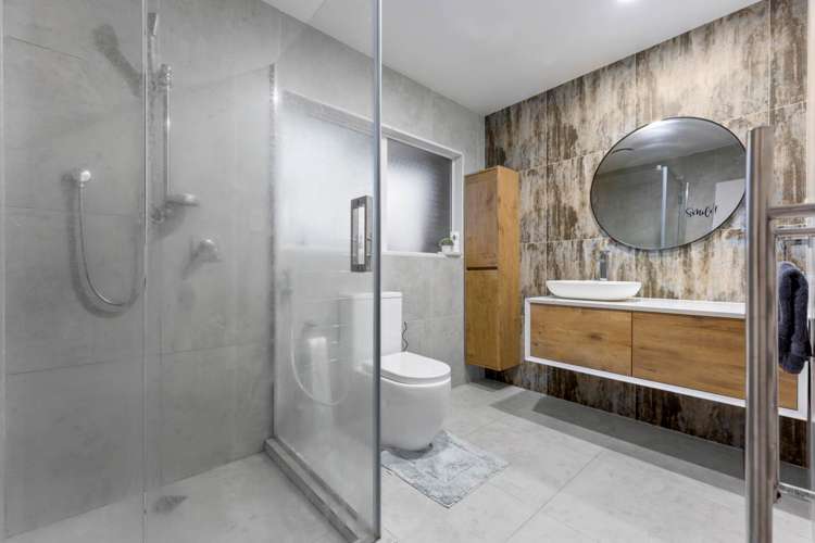 2/96 Great South Road Manurewa_13