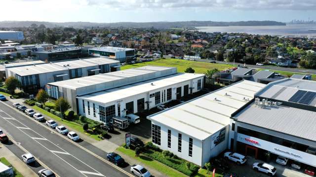 2/6 Workspace Drive Hobsonville_2