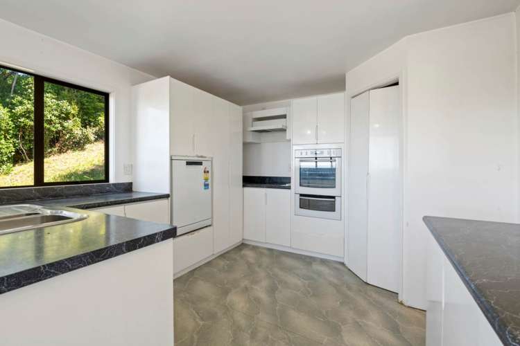 64 Duncansby Road Stanmore Bay_7