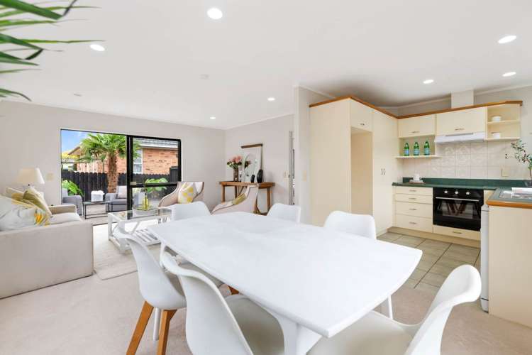 10A Ussher Place Pakuranga Heights_5