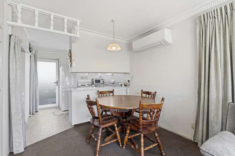 2/12 Bayswater Crescent Bromley_7
