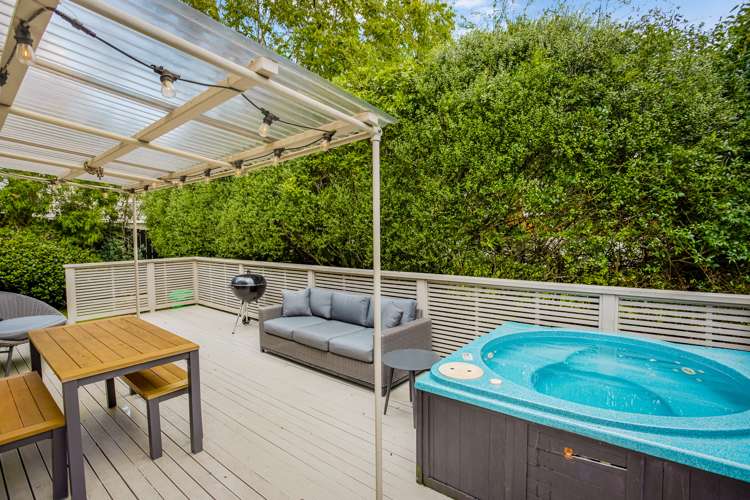 2/65a Gardner Avenue New Lynn_16