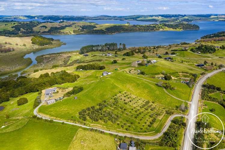 297 Heatley Road Whakapirau_28