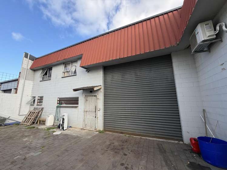 2/15 Rupeke Place_0