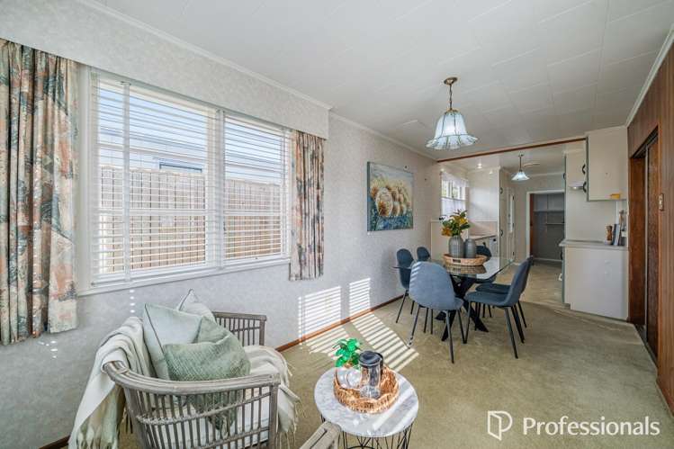 12 Tawhai Street Stokes Valley_13