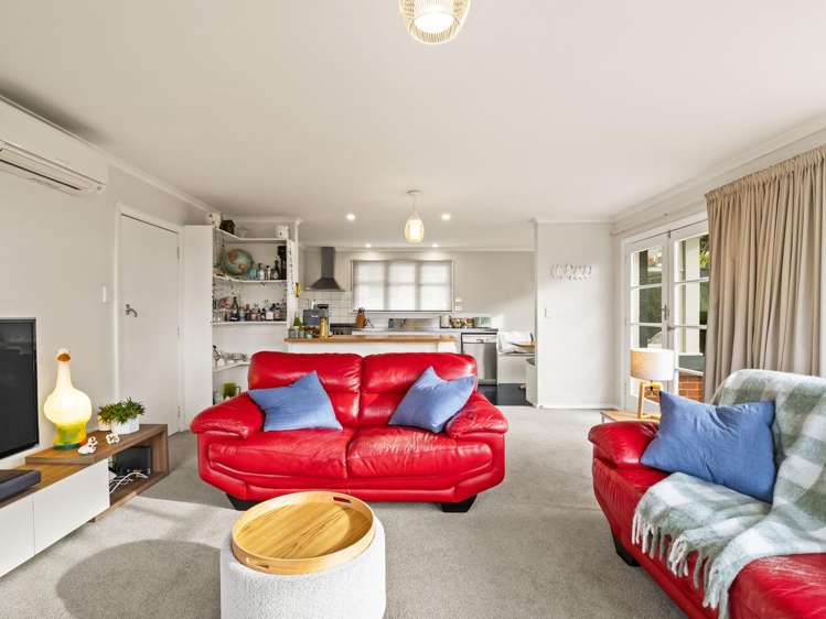 141 Easther Crescent Kew_8