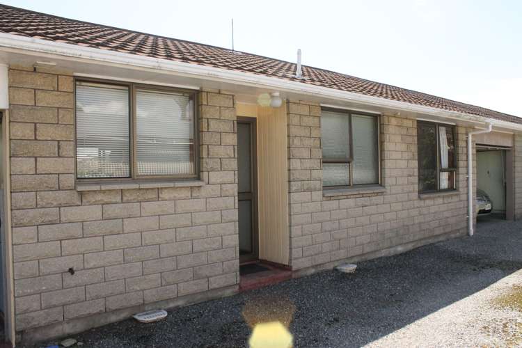 2/107 Queen Street Westport_0