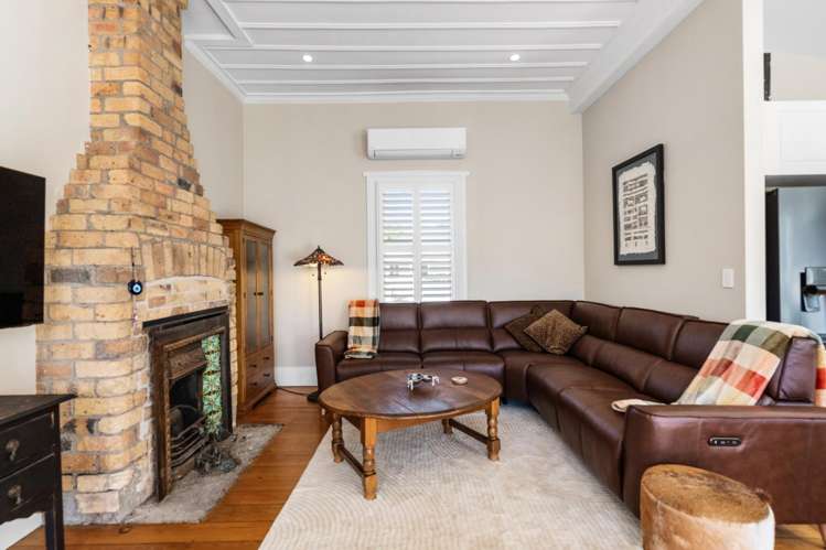 2 Huapai Street Onehunga_14