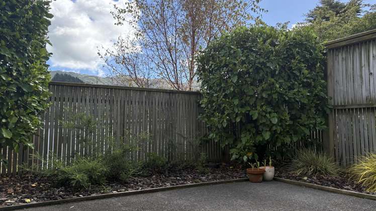 5/7 Handyside Street Tawa_14