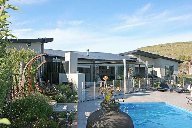 7 The Ridge Kennedys Bush_38