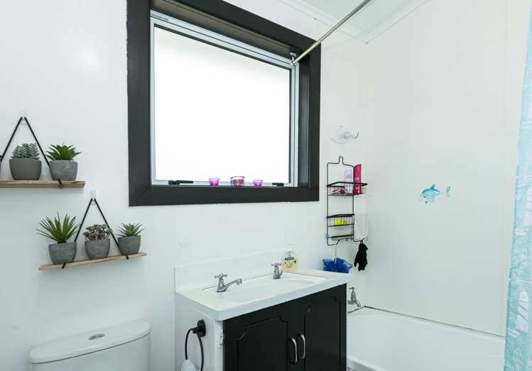 11 Savage Crescent Waipukurau and Surrounds_9