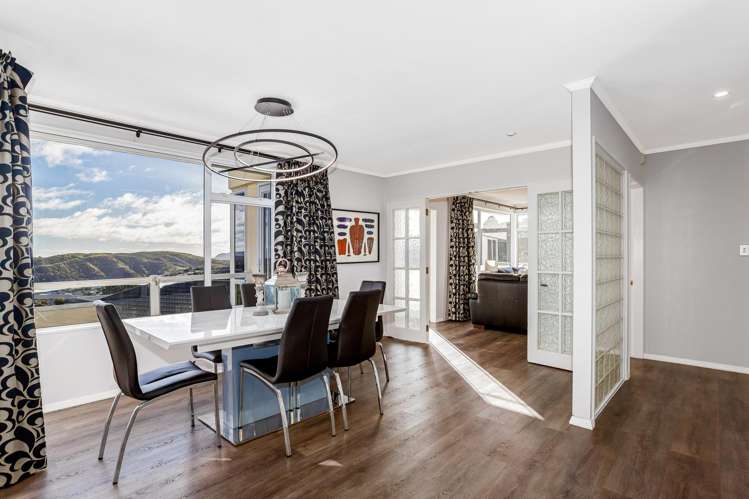 6 Iona Place Papakowhai_21