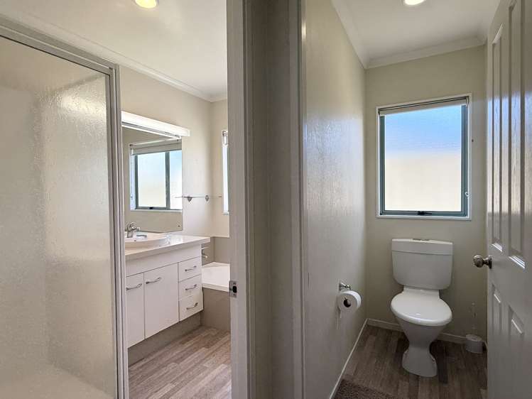 37 Aaron Place Brookfield_16
