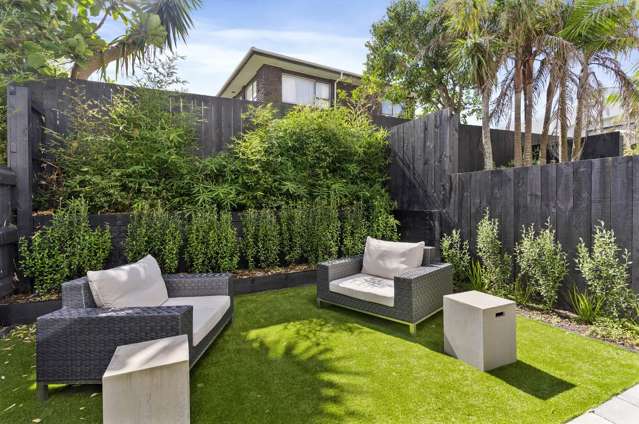 25/82 East Coast Road Milford_3