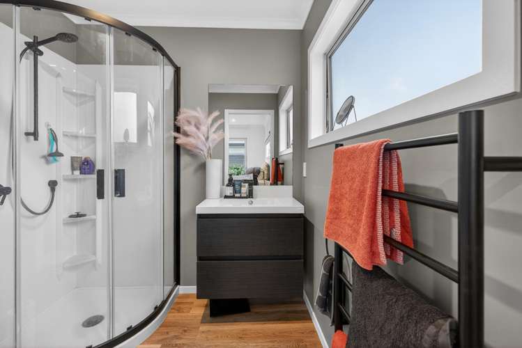 20 Kairaumati Crescent Kelson_16