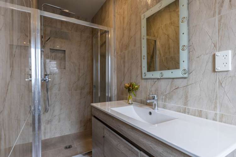 692 Richardson Road Mount Roskill_10