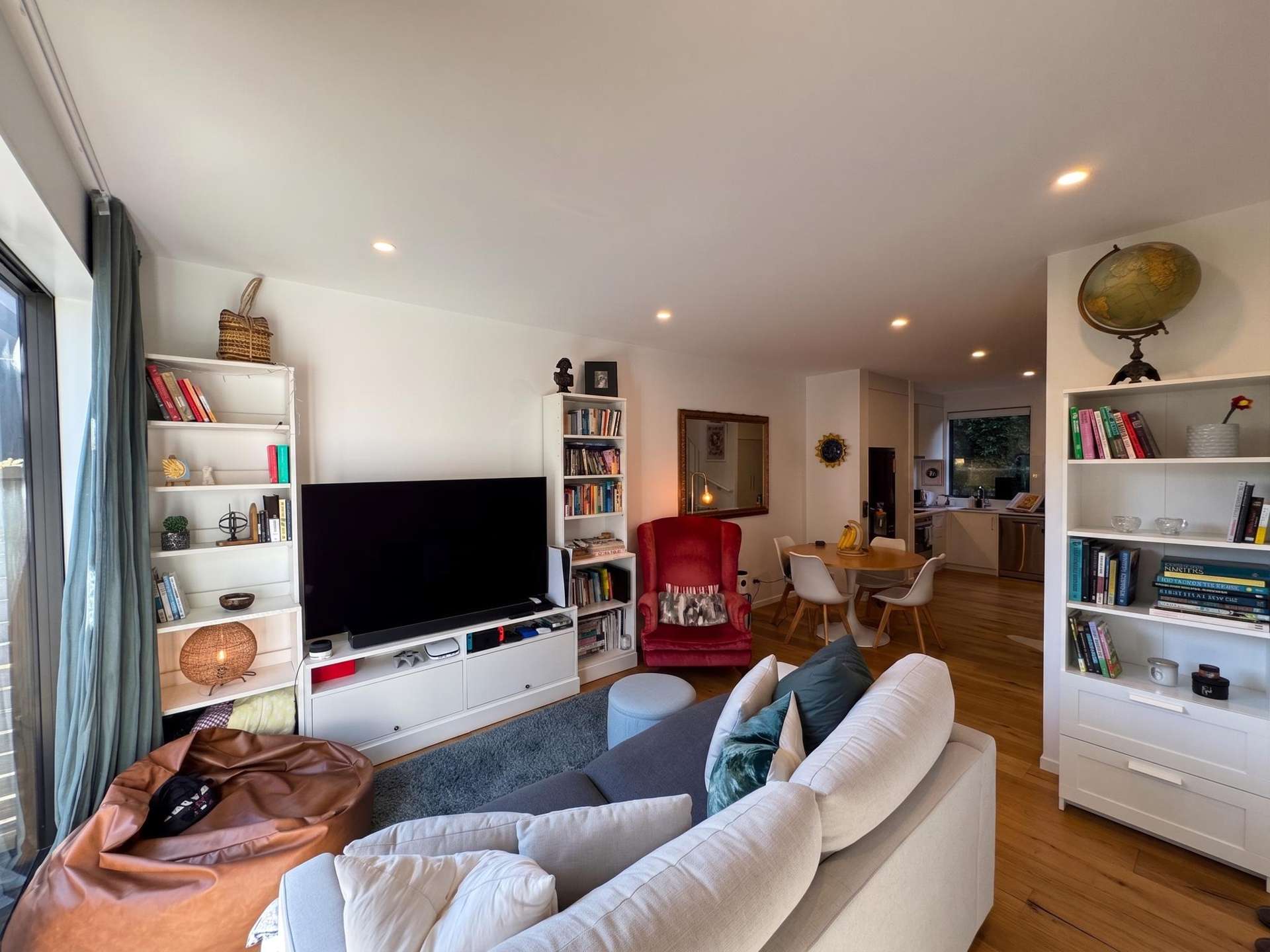 9/4 Glen Atkinson Street St Heliers_0