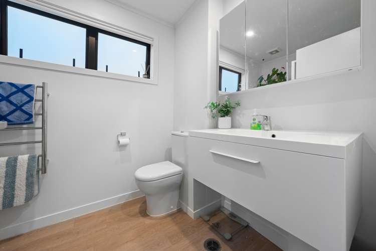 7/2 Brandon Road Glen Eden_9