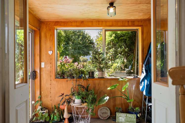 570 Glenorchy-Paradise Road Glenorchy_21