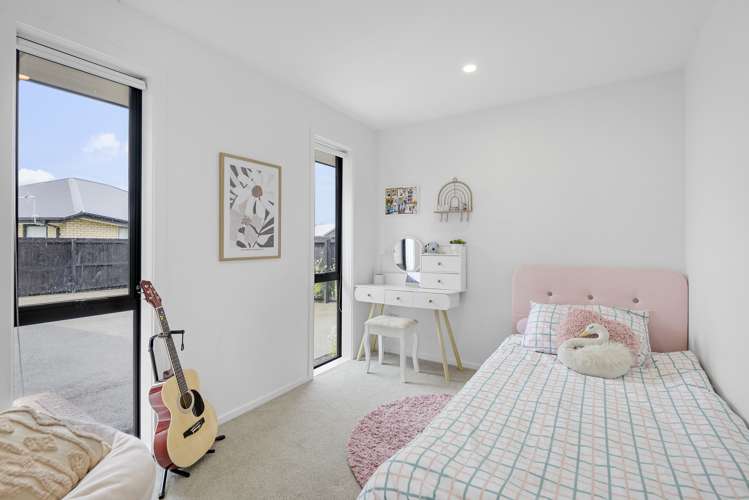 8 Hollard Crescent Lincoln_11