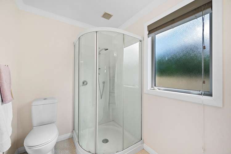 16b Stephen Street Johnsonville_6