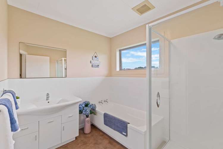 5 Racecourse Road Waiuku_11