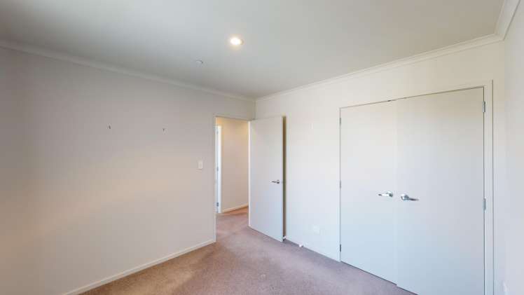 28 Sterling Park Lytton West_18