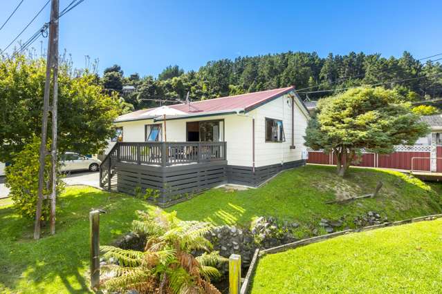 17 Forest Road Pinehaven_2