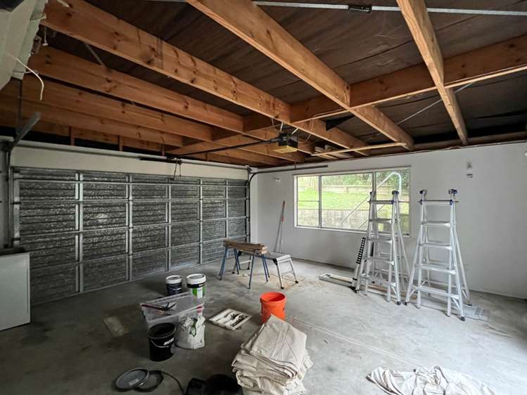 36 Nui Mana Place Te Atatu South_17