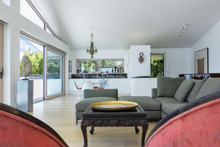 36 Piha Road Piha_15