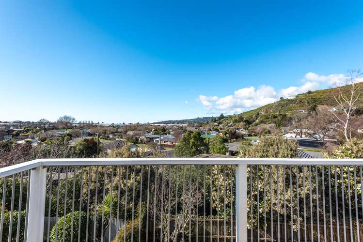 1 Dalgarven Place Hillsborough_23