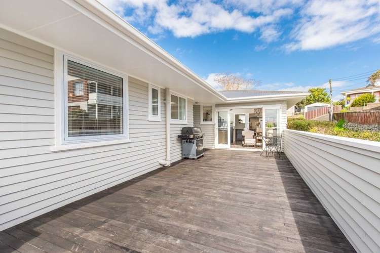 10 Kiwi Esplanade Mangere Bridge_26