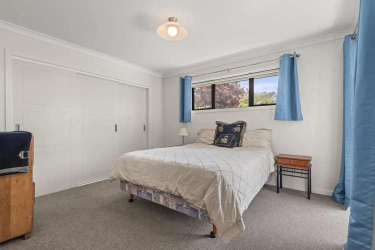39 Shamrock Street Takaro_6