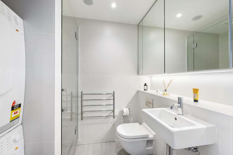 2a/3 Clyde Quay Wharf Te Aro_15